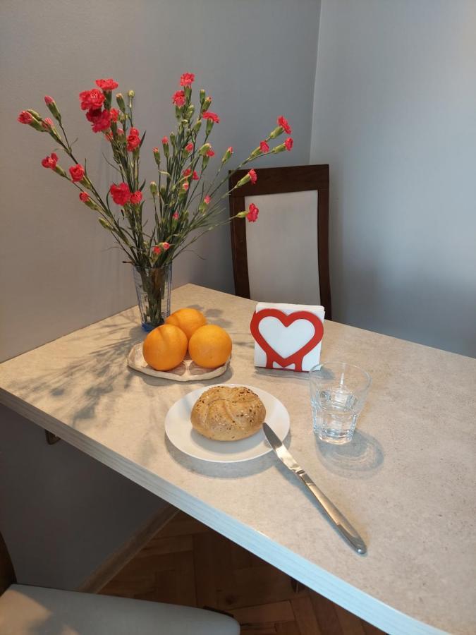 Wygodny Przestronny Apartament Janowskie Blonia Rumia Dış mekan fotoğraf