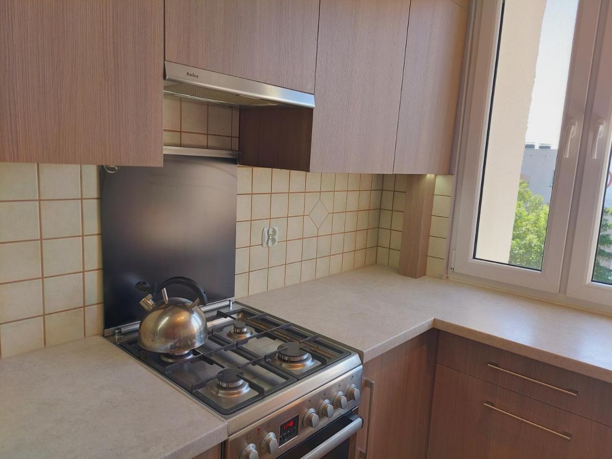 Wygodny Przestronny Apartament Janowskie Blonia Rumia Dış mekan fotoğraf
