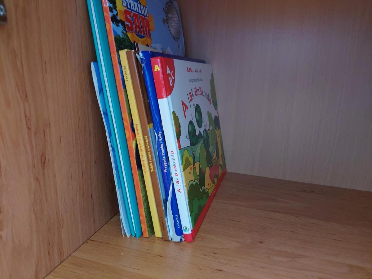Wygodny Przestronny Apartament Janowskie Blonia Rumia Dış mekan fotoğraf